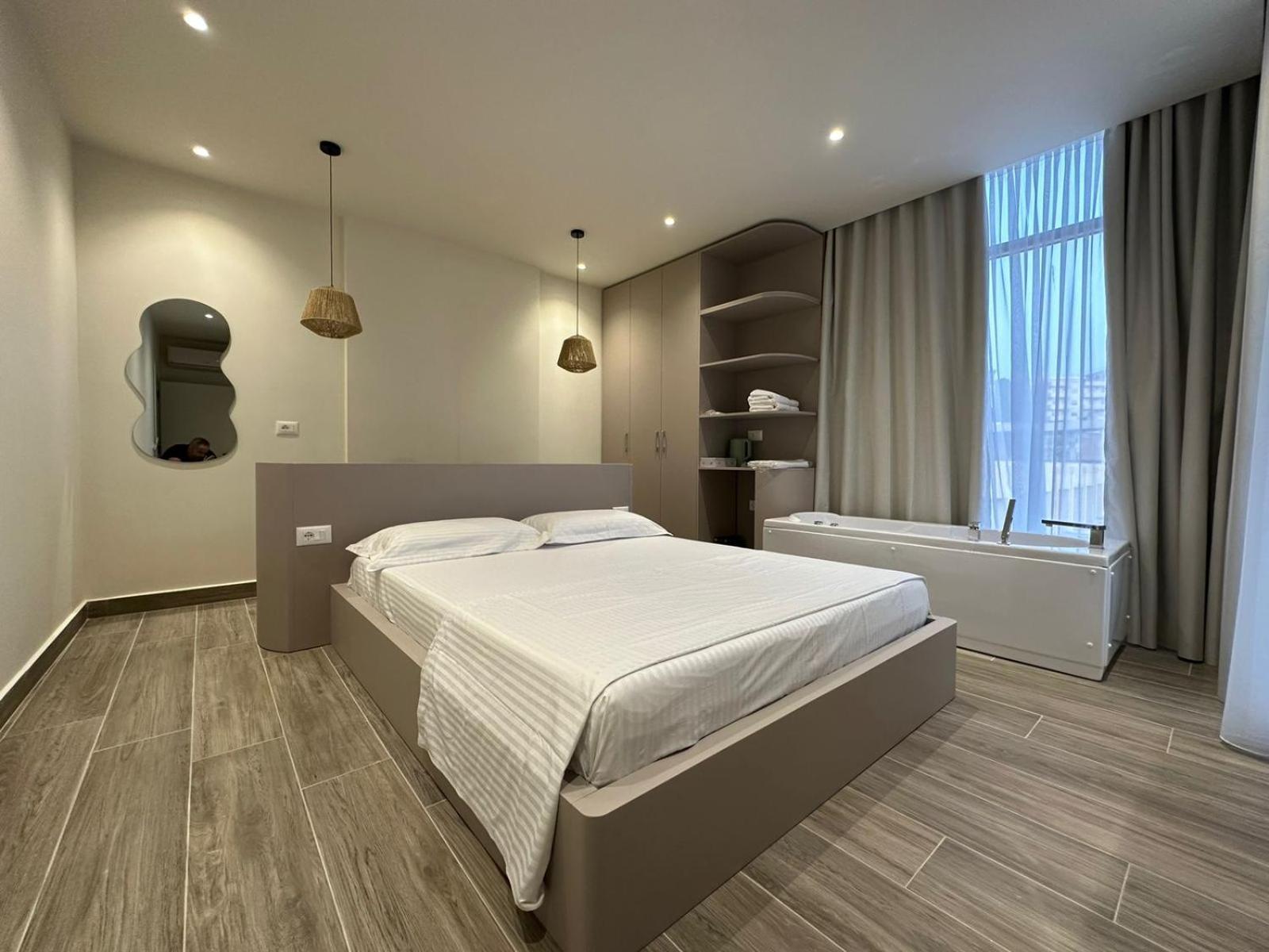 Oni Rooms Saranda Sarandë Exterior foto